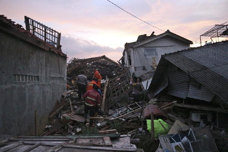 印尼西爪哇省地震已造成至少162人死亡，数百人受伤