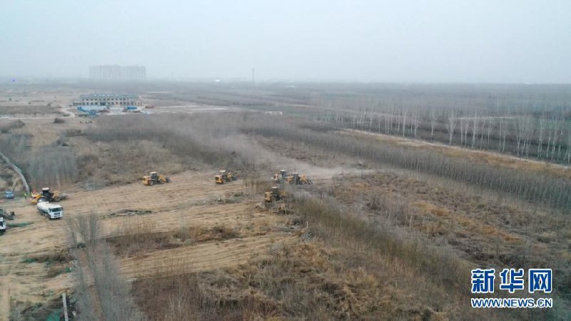 13日，河北省石家庄市在正定县文正大街诸福屯镇固营村境内开工建设集中隔离点
