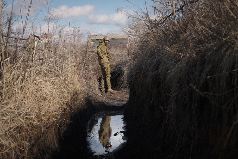 俄罗斯延长了原定于周日结束的军事演习，约3万名俄罗斯士兵前往白俄罗斯