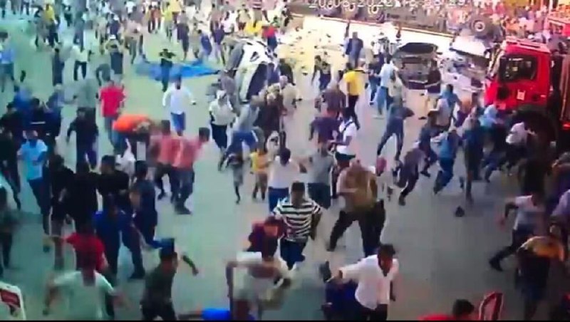 土耳其20日再次发生一起重大交通事故，造成至少20人死亡