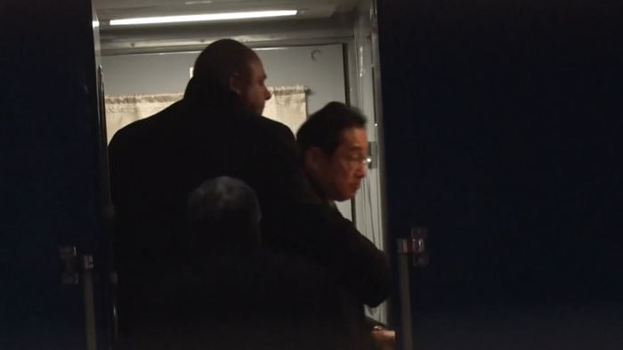 日本政府和自民党多名消息人士表示，首相岸田文雄将在21日访问乌克兰，并同泽连斯基举行会谈