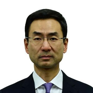 7月7日，中国常驻联合国副代表耿爽大使向联合国秘书处递交全权证书，正式开始履职