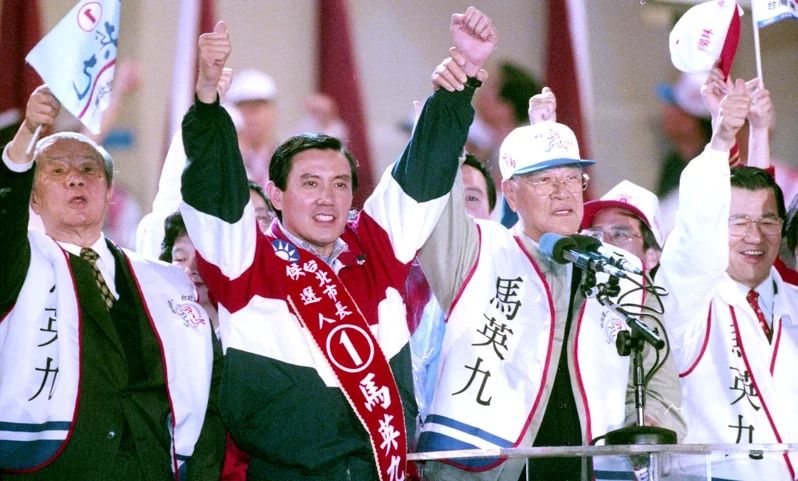 前总统李登辉晚间病逝荣总，享耆寿98岁