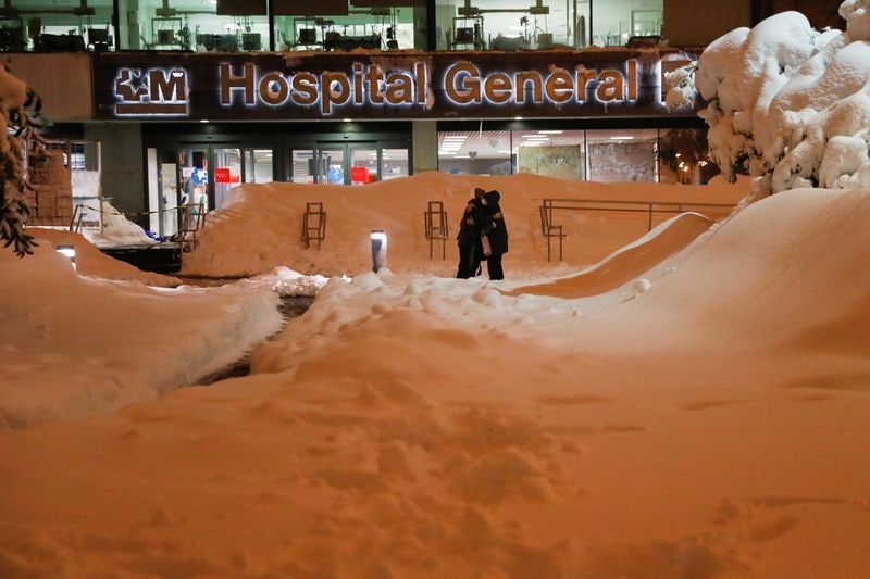 受风暴“菲洛梅娜”影响，西班牙中部地区遭遇数十年来最大降雪，目前已造成4人死亡