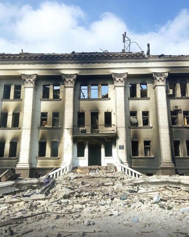 俄罗斯军队周五对乌克兰首都基辅和西部城市利沃夫郊区进行了袭击